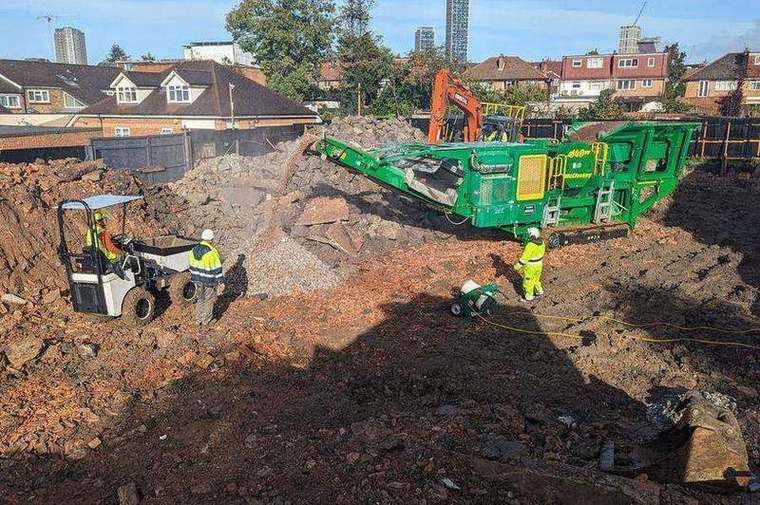 On-site crushing of demolition arisings