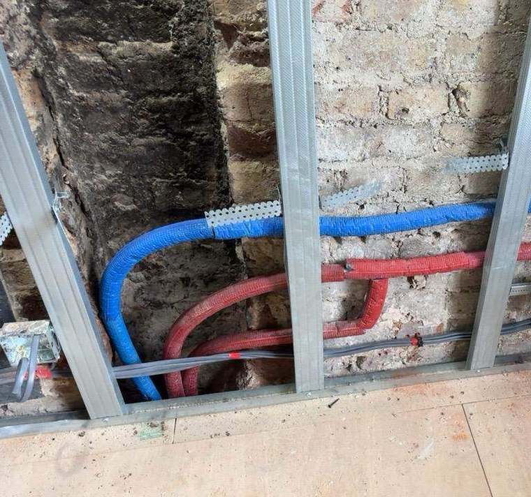 Hot and cold pipework at first fix